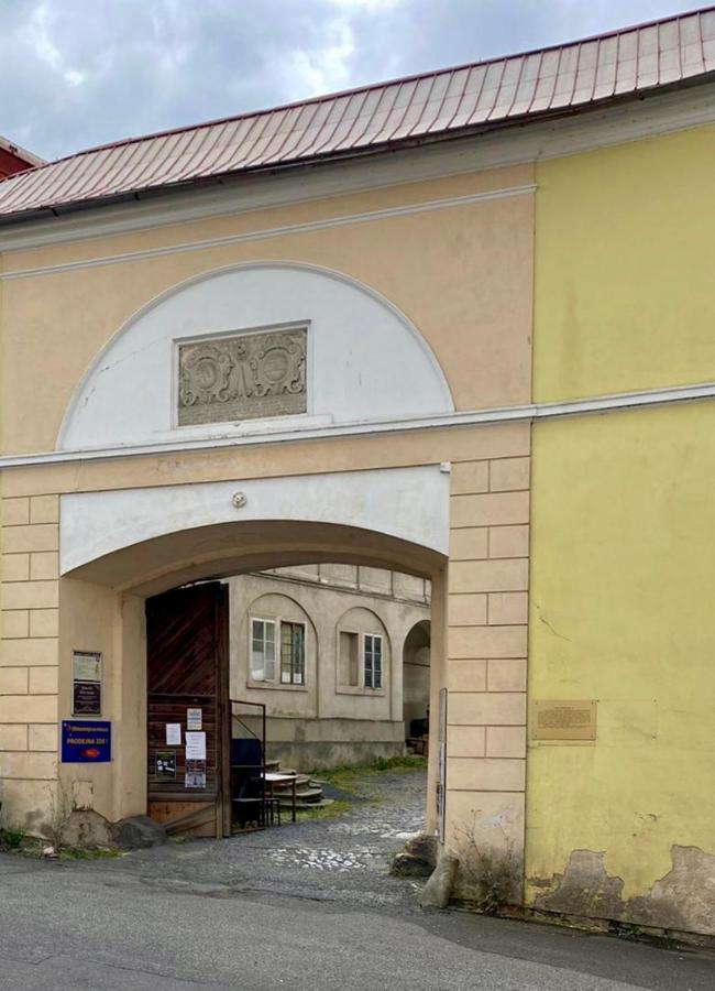 Apartman Gold Na Zamku Česká Kamenice Exteriör bild